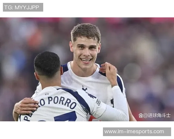 西蒙斯6500万转会热刺表现失常英超9场无进球惨遭北伦敦德比完败