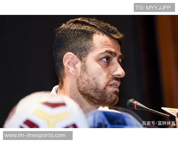 桑德兰官方推特盛赞中卫巴拉德的精彩表现引发球迷热议与期待