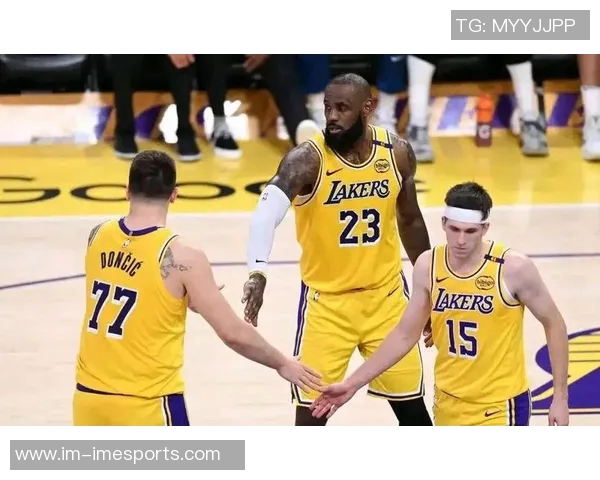 湖人自媒体惊叹41岁勒布朗重返赛场仍肩负防守重任