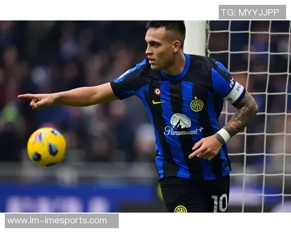 劳塔罗展望意甲争冠决战齐沃早餐时亲密互动国米全队 劳塔罗展望意甲争冠决战齐沃早餐时亲密互动国米全队