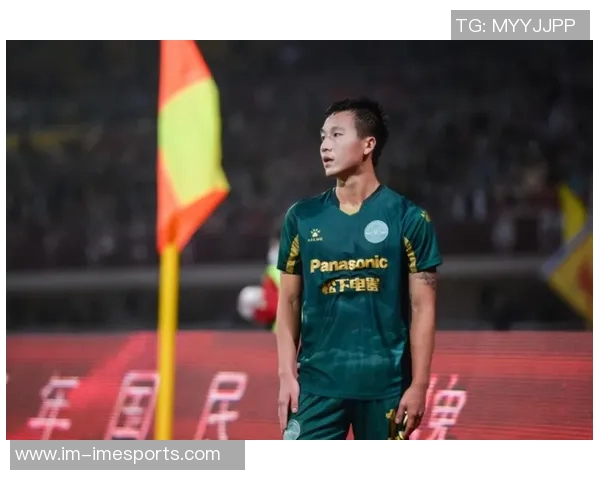 替补席发力泰森梅里尔联手贡献34分助球队逆转胜利