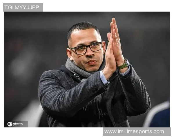 英媒称BlueCo需优先为斯特拉斯堡寻找新主帅忽视白堡本赛季表现