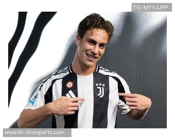 尤文图斯官方宣布与2007年出生波兰中场小将马祖尔续约至2029年